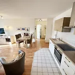 Haus Nicolai - 6 Mit Balkon Апартаменты Бабе