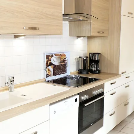 Haus Nicolai - 6 Mit Balkon Бабе
