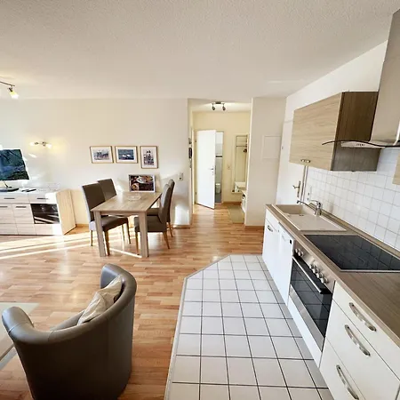 Haus Nicolai - 6 Mit Balkon Апартаменты Бабе